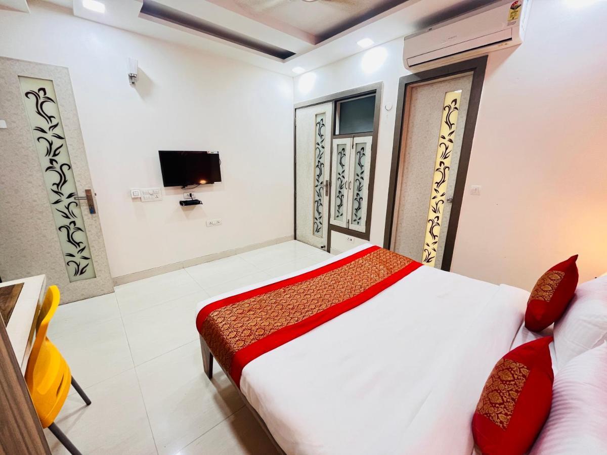 Hotel Park Pride Pitampura New Delhi, Couple Friendly Eksteriør billede