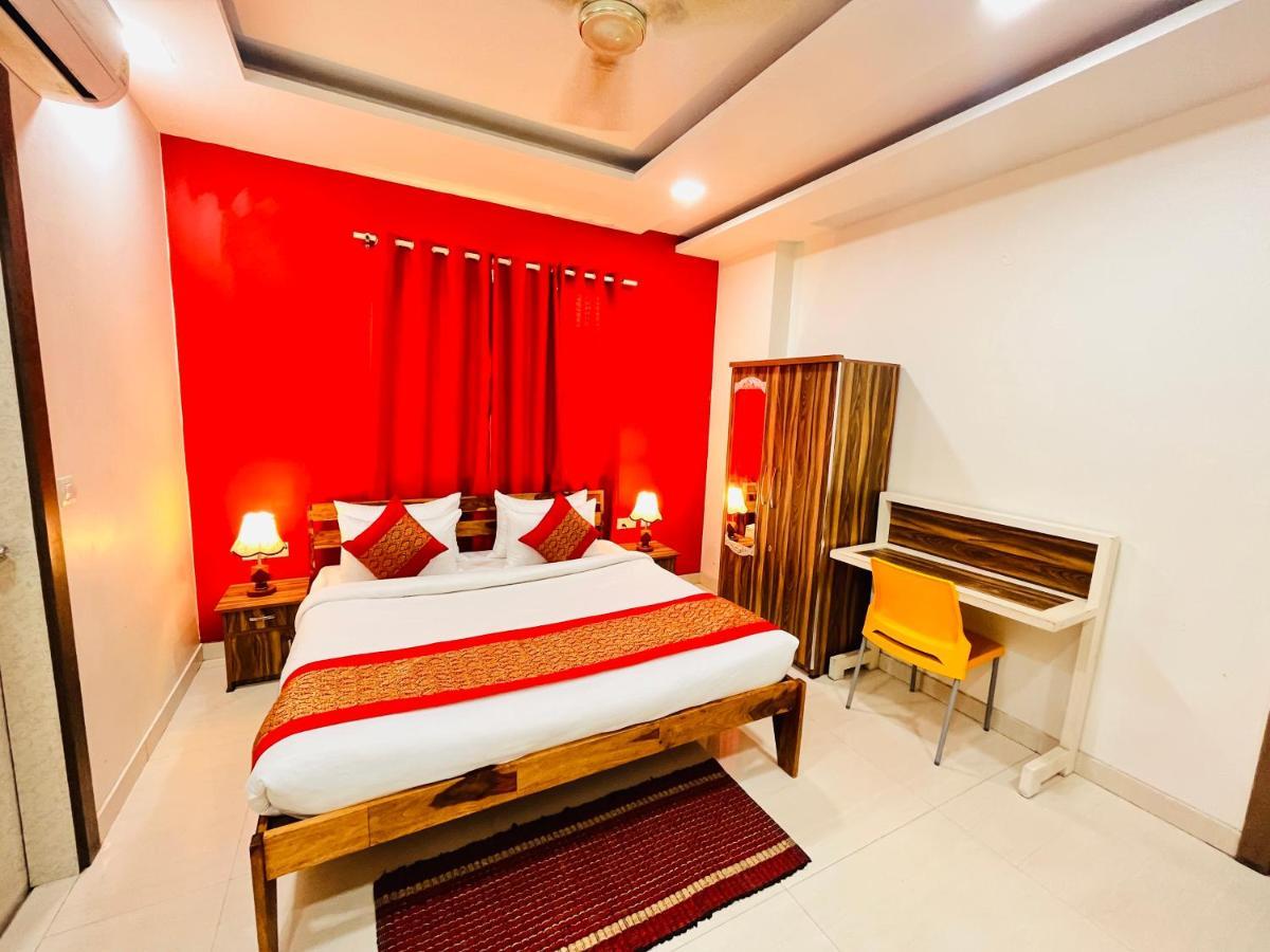 Hotel Park Pride Pitampura New Delhi, Couple Friendly Eksteriør billede