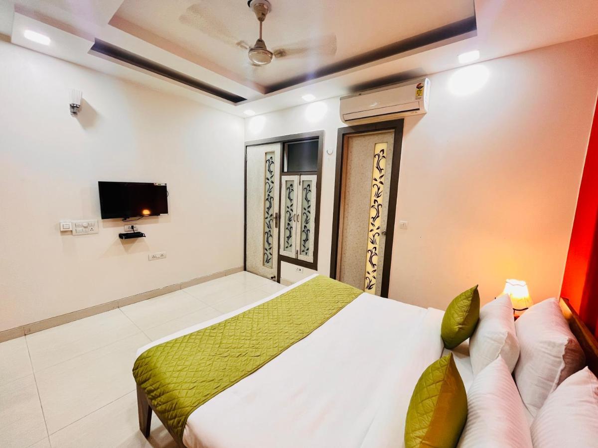 Hotel Park Pride Pitampura New Delhi, Couple Friendly Eksteriør billede
