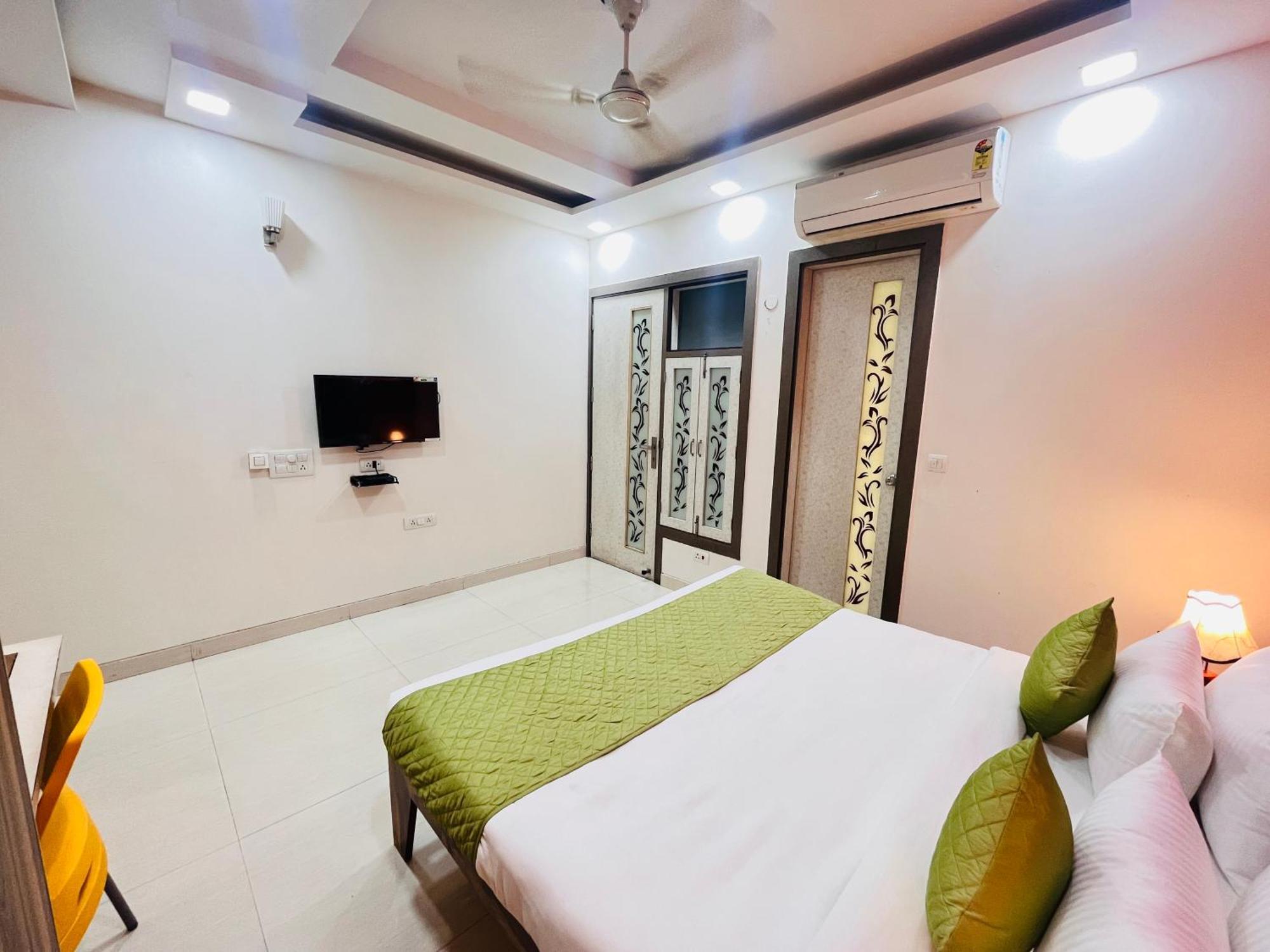 Hotel Park Pride Pitampura New Delhi, Couple Friendly Eksteriør billede